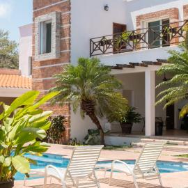 Casa privada con alberca grande, Hotel in Chetumal