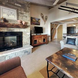 Timberline Condominiums 1 Bedroom plus Loft Deluxe Unit D3B