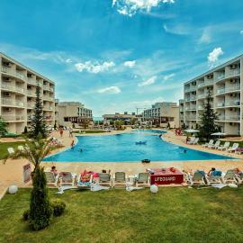 Apartment with terrace in Spa Complex, hotel in Burgas