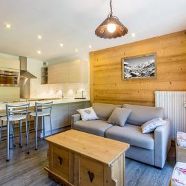 Appartement cosy 2 pièces, 4 pers, centre de La Clusaz, proche pistes, balcon et wifi - FR-1-437-52