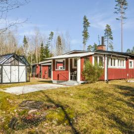 1 Bedroom Lovely Home In Kristinehamn