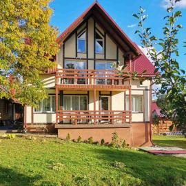 Шале на зарінку, hotel din Izki
