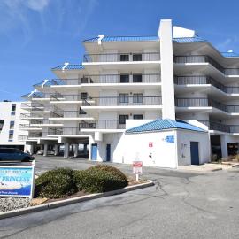 Bay Princess 211