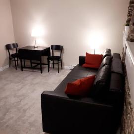 Bauer Terrace - Cozy 1 bedroom beside The Citadel, hotel u gradu Halifaks