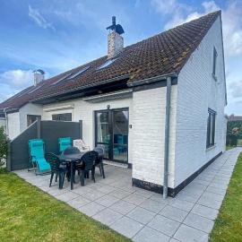 2 Bedroom Cozy Home In Westende