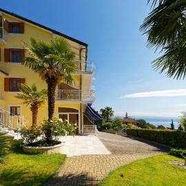 Villa Mona Lisa Lovran - Croatia, hotel in Lovran