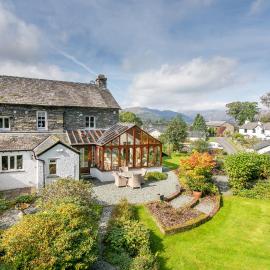 Cottage No1 Four Bed Lakeland Retreat and Hot Tub