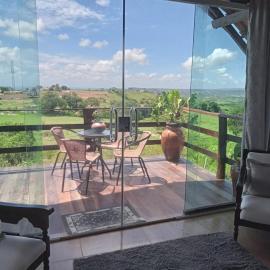 Chalé Mirante da Pedra, hotel in Serra de São Bento