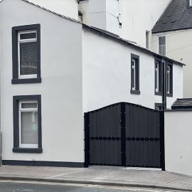 Quirky cottage in the centre of Penrith with a Hot Tub, hotel sa Penrith