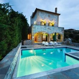 SOFIA, Luxury Stone Villa in Stoupa with Private Pool, BBQ and Amazing Sea View, hotel in Stoupa