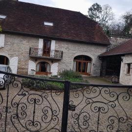 chambre comtoise, hotel in Arlay