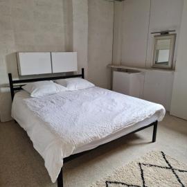LES CERISIERS 2 Chambre 1 – hotel w mieście Nogaro