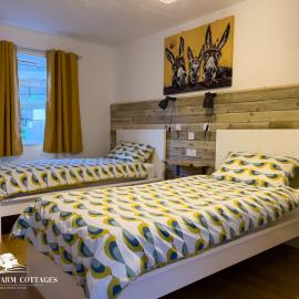 Howard Farm Holiday Cottages, hotell sihtkohas Bude