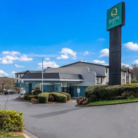 Quality Inn Marietta near Dobbins ARB, hotelli kohteessa Marietta