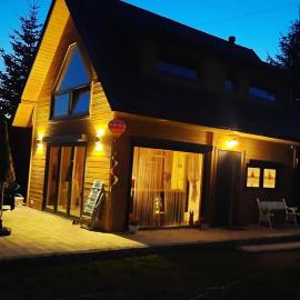 Romantyczny Domek, Hotel in Kalej