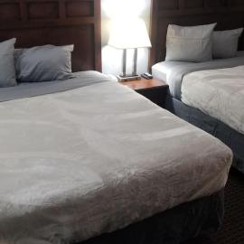 Hotel 2 Queen Beds Hotel Room 220 Booking, hotel v destinaci Stillwater