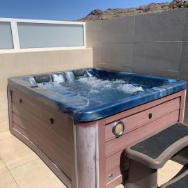 Bungalow el Valle in Puerto Rico with Jacuzzi, hotel a Puerto Rico de Gran Canaria