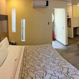 मैक्सिको सिटी में, होटल HOTEL M ELITE ROJO
