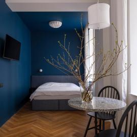MIRO Rooms Skolas - quiet chic, free parking, self check-in