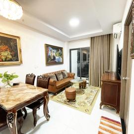 Ductaigallery's Entire Apt & Happy One Building โรงแรมในẤp Phú Thọ