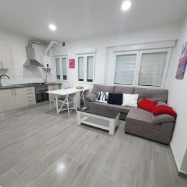 Melania House, hotel en Candeleda