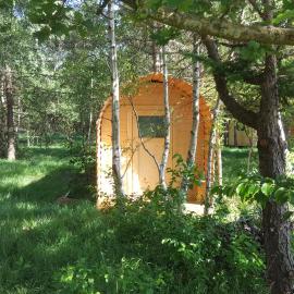 Glamping Pod im Wald mit Einzelbetten, hotel in Nordholz