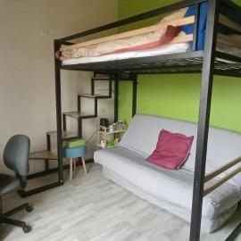 chambre familiale dans maison au calme, hotel in Segonzac