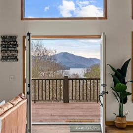 Dream Chaser Chalet, hotel en Topton