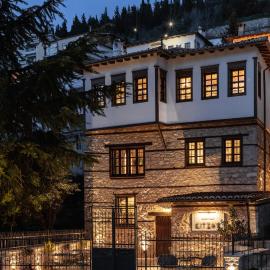 Αρχοντικό Κίτσου - BOUTIQUE HOTEL, hotel in Kastoria