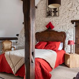 Atipyk'ododo, hotel i Saint-James