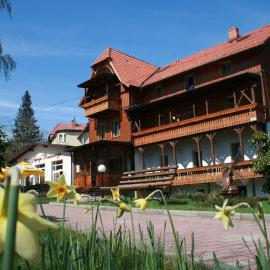 Hotel Narcyz, hotel en Świeradów-Zdrój