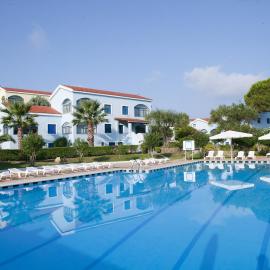 Govino Bay, hotel a Gouviá