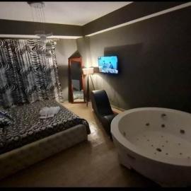 Apartmani 2 SS with jacuzzi bath