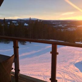 Björnrike Vemdalen. Mitt i backen, מלון בומדולן