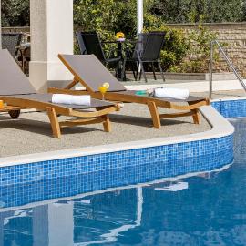 Apartments Lujnovic, hotel a Makarska
