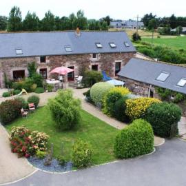 Les gites du buisson, hotel u gradu Frejel