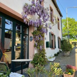 Ferienweingut Matthias Löwen, hotel u gradu Detzem