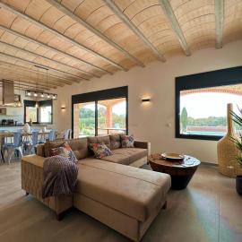 The Private Accommodation Villa, hotelli kohteessa Peralada