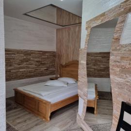 Casa Lipianu, hotel em Târgu Jiu