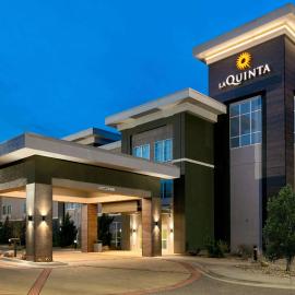 La Quinta by Wyndham Clinton Historic Route 66, hotel sa Clinton