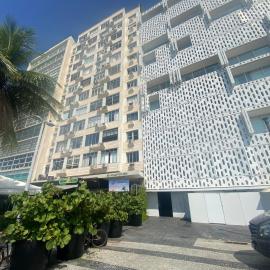 Studio completo ENTRADA pela PRAIA DE COPACABANA, com ar, wifi, netflix, até 4 pessoas, pauloangerami AA3806, hotel a Copacabana