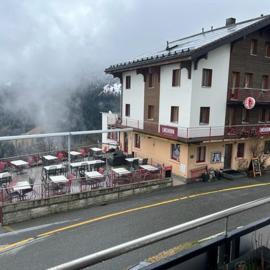 Hotel Restaurant Emshorn, hotel em Oberems