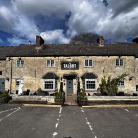The Talbot Inn, hotel a Eynsham