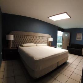 Hotel el Cortes, ξενοδοχείο στο Αγουασκαλιέντες