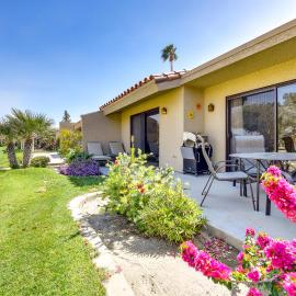 Furnished Patio + Resort Pools: Palm Desert Condo, hotel di Palm Desert