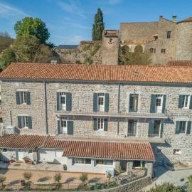 Mas Saint Laurent, hotel di Les Salles-du-Gardon