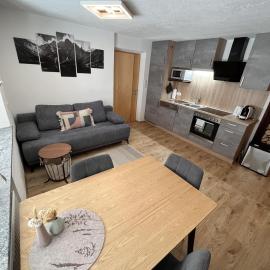 Apart Mark, hotel u gradu Tarenc