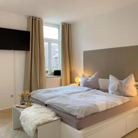 Elbnahe Ferienwohnung mit 2 Schlafzimmern, hotel di Coswig