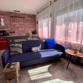 Dalgety Bay Luxury Studio Apartment