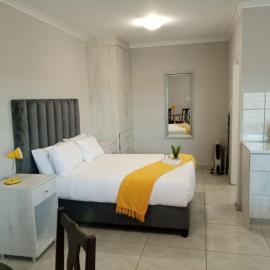Bella's self contained daily accommodation, hotel u gradu Meyerton